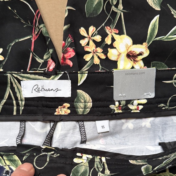 Reitmeins Floral Black Stretch Pants - Botanical Print. NWT - Picture 3 of 9
